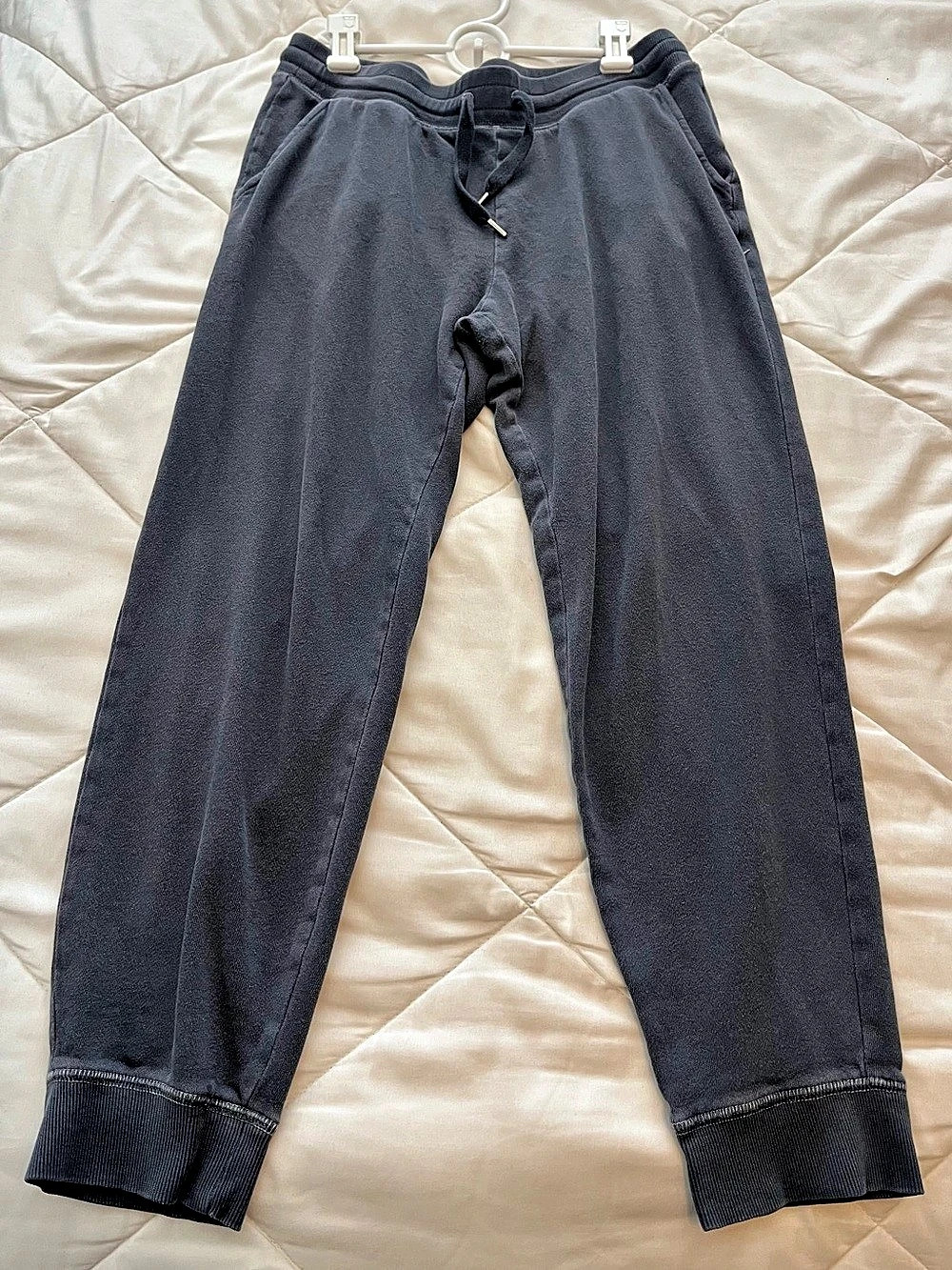 Old Navy Washed Charcoal Grey French Terry Crop Joggers Size Medium